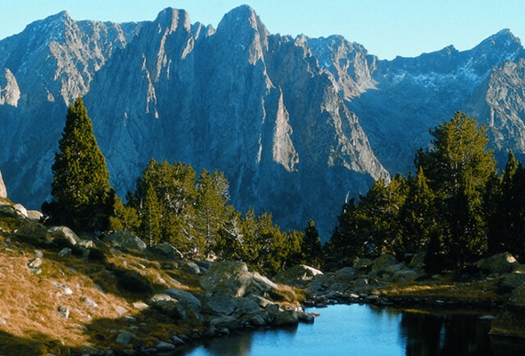Pyrenäen Wandern im  Nationalpark Aigüestortes - der Gran Bucle-Trek